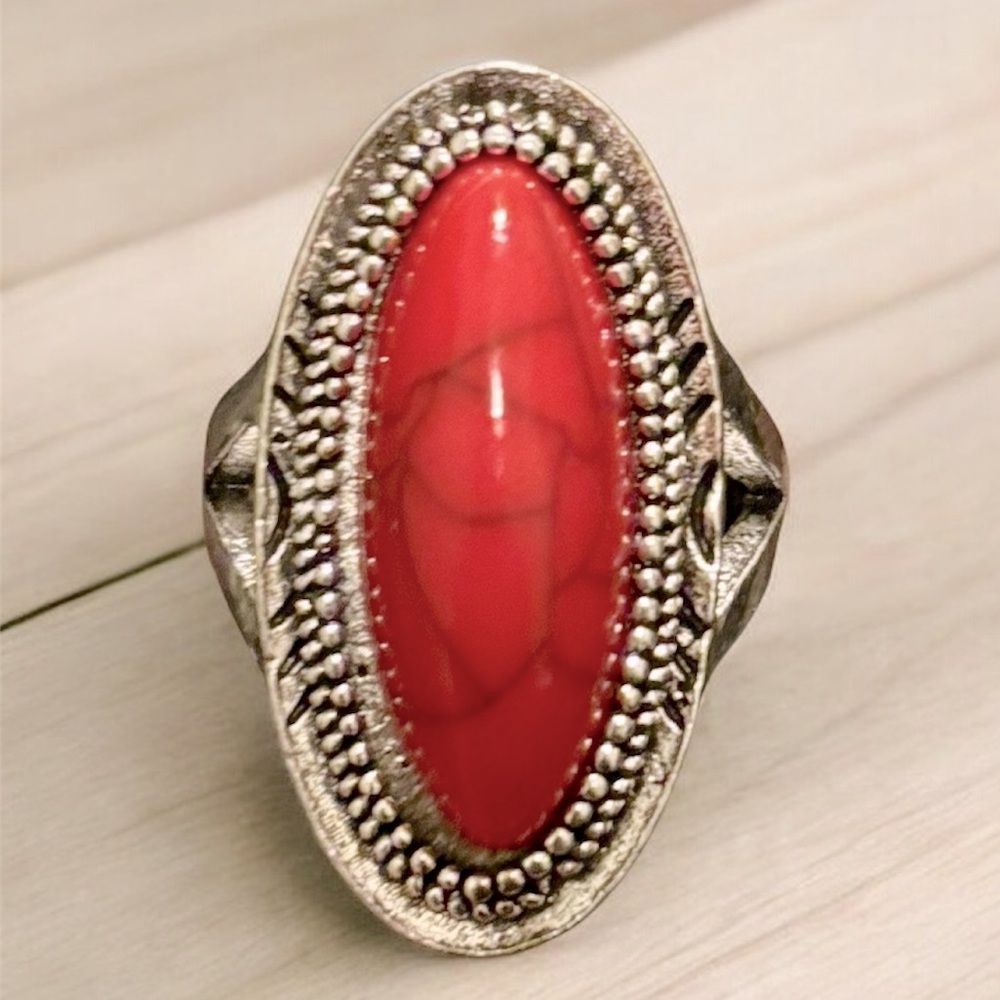 Boho Western Chic Silver and Red Oval Statement Ring. Sz 9. NWT